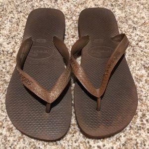 Havaianas size 6